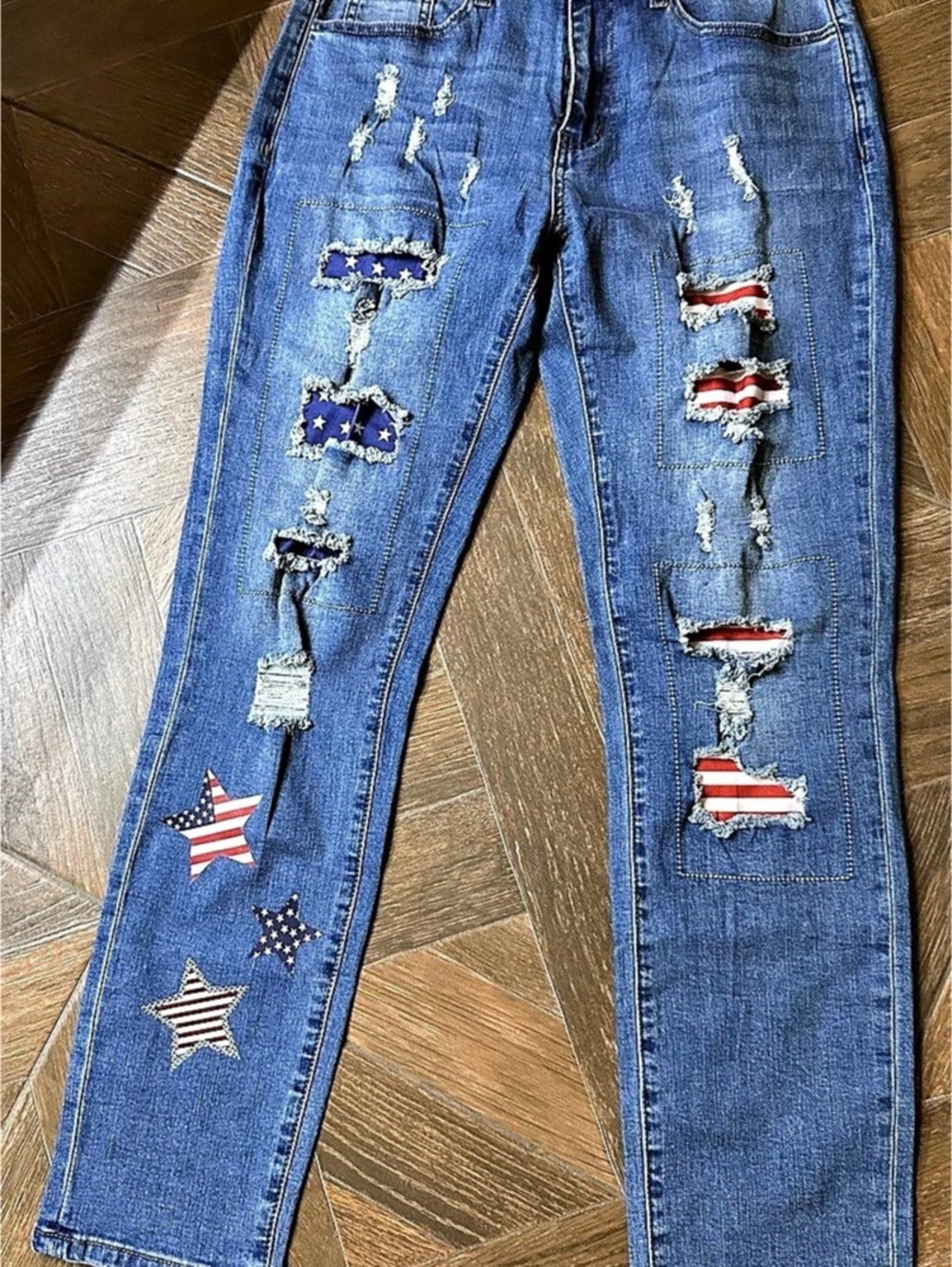 Morgan City Distressed Patched Jeans in Blue Size 4